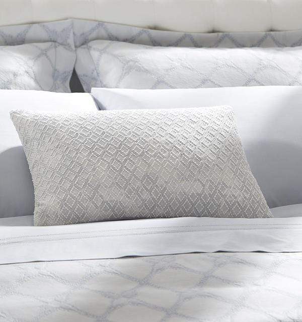 http://www.everettstunz.com/cdn/shop/products/decorative-pillows-jossa-decorative-pillow-by-sferra-sferra-28090269892798.jpg?v=1628335166