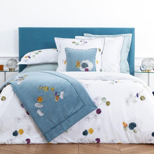 How to (perfectly and stylishly) make your bed, perfectly and stylishly