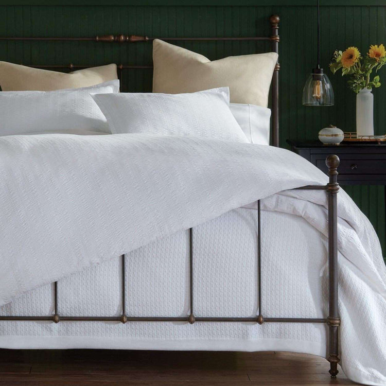 Harper Bedding by Peacock Alley
