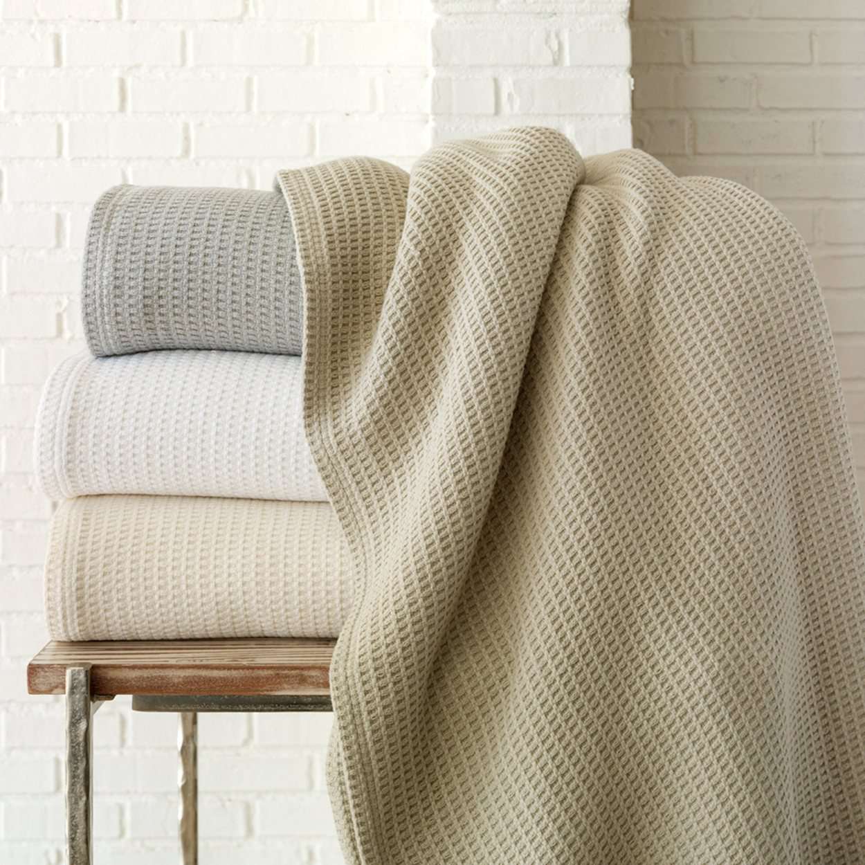 Riviera Blanket by Peacock Alley
