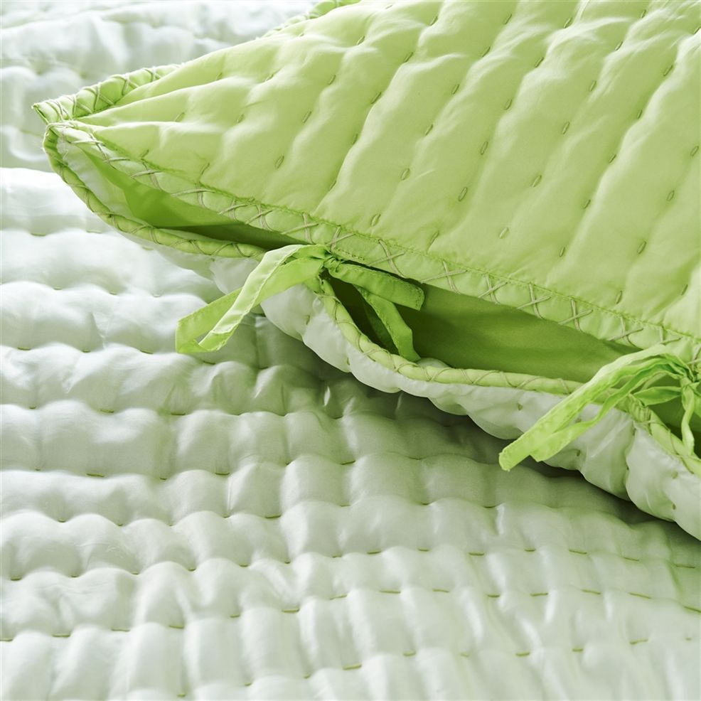 Throws and Quilts by Designers Guild