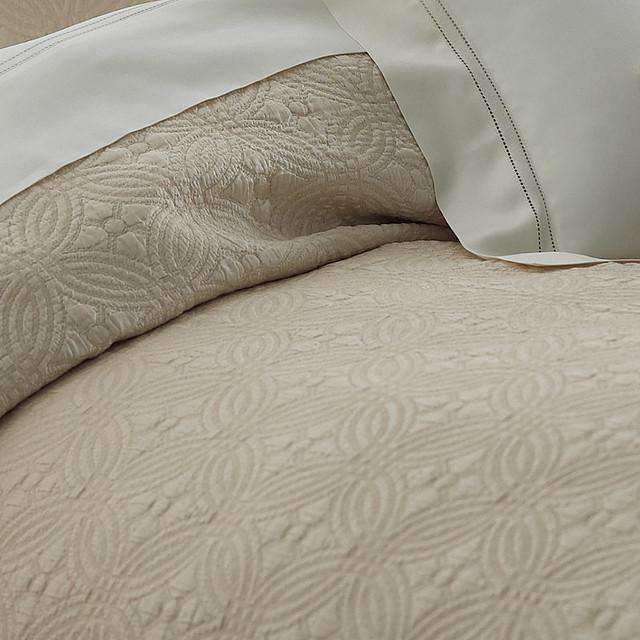 Coverlets Lucia Coverlet Peacock Alley