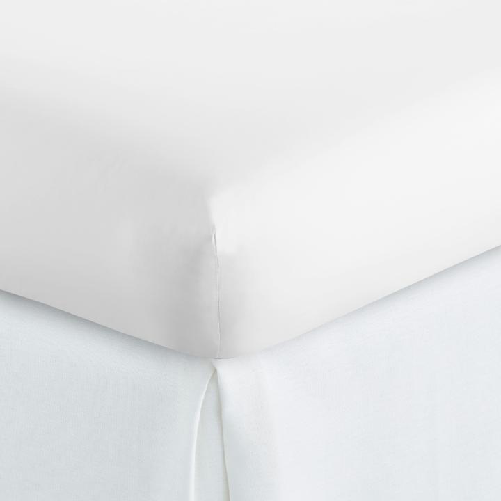 Nile Egyptian Cotton Fitted Sheet by Peacock Alley Everett Stunz